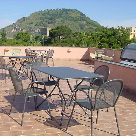 Flegrea House Aparthotel Pozzuoli Exterior photo