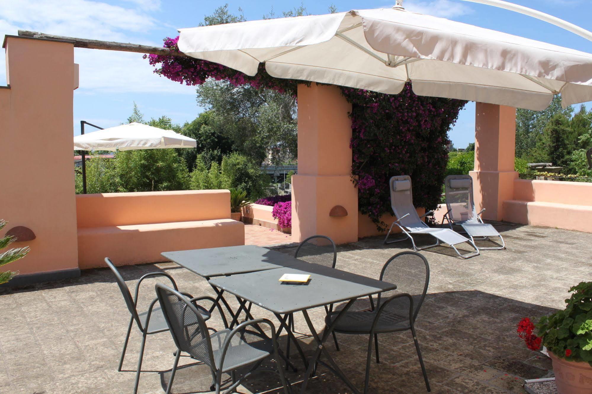 Flegrea House Aparthotel Pozzuoli Exterior photo