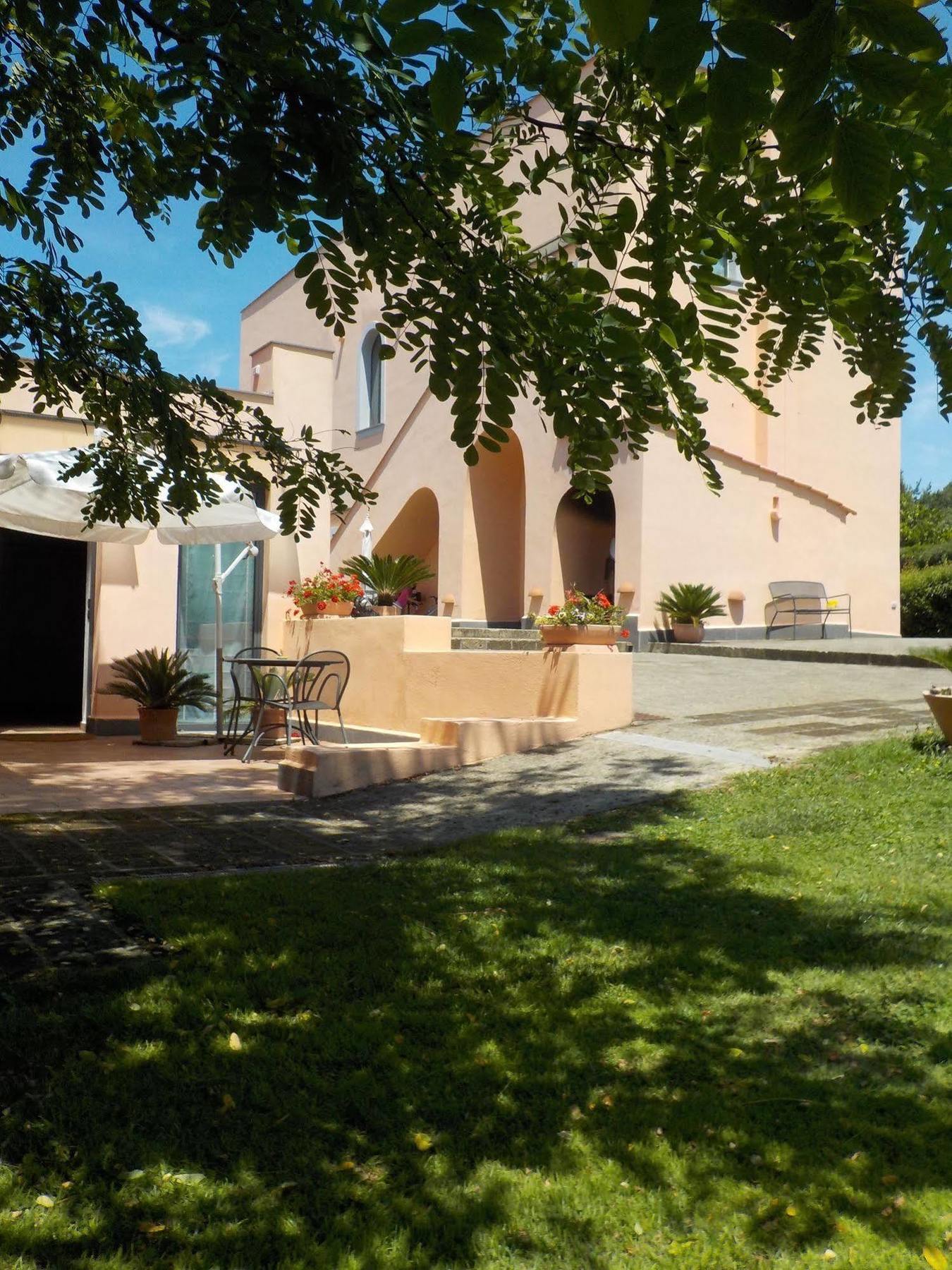 Flegrea House Aparthotel Pozzuoli Exterior photo