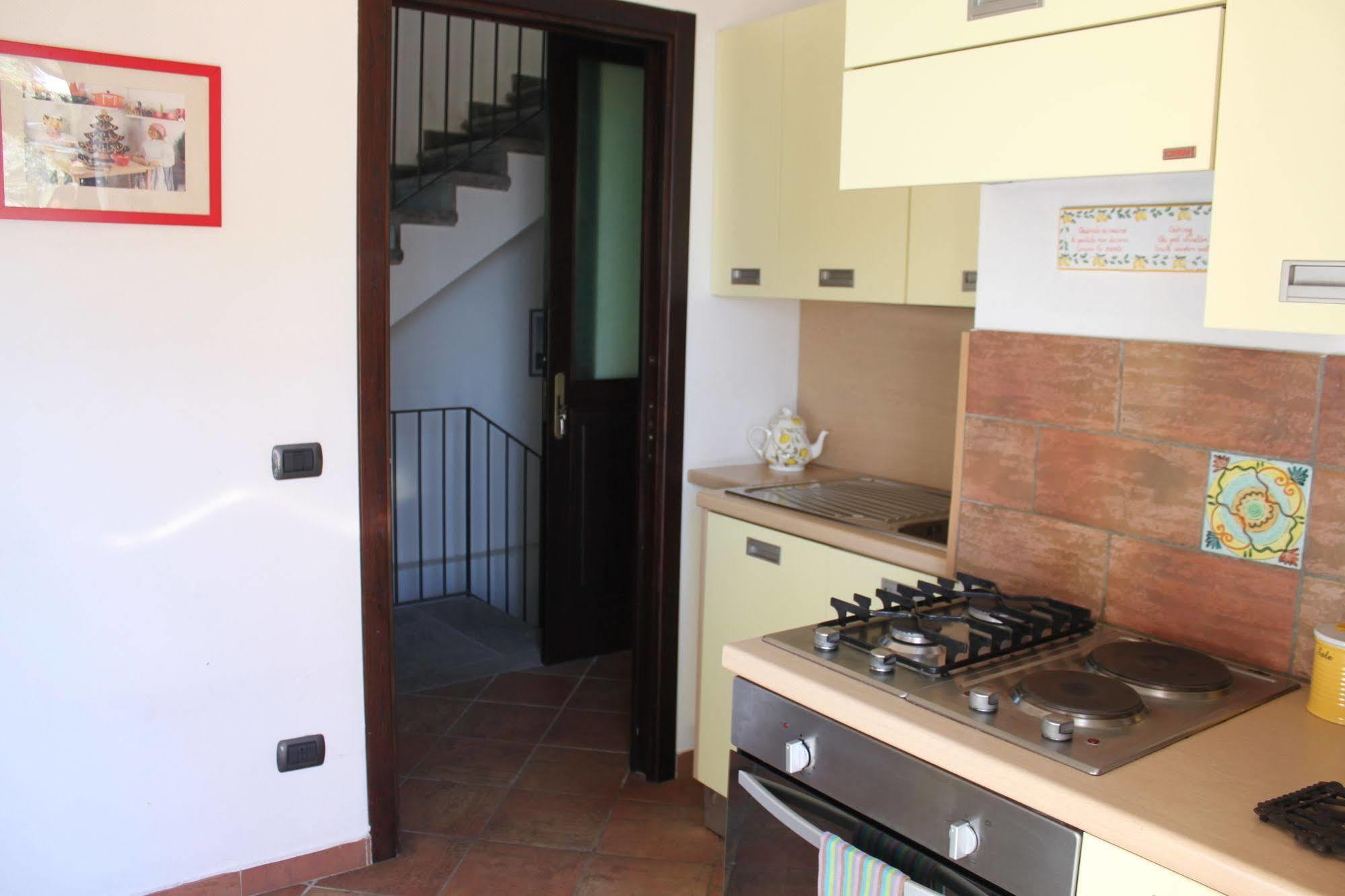 Flegrea House Aparthotel Pozzuoli Exterior photo
